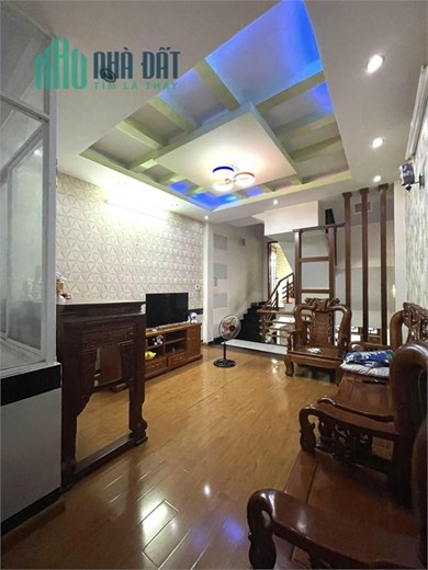 Nhà riêng Cống Lỡ, P.15, Tân Bình – HXH, 60m2, 5 tầng, 6.5 tỷ