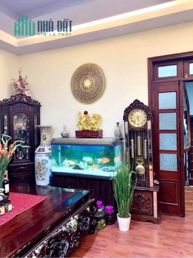 Bán nhà Văn Cao, Ba Đình, 67m, MT 7.4m,  ô tô, kinh doanh, 12 tỷ 8.
