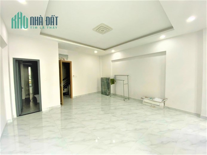 HẺM XE HƠI BÁN NHÀ SÁT LOTTE QUẬN 7 CHỈ HƠN 2 TỶ