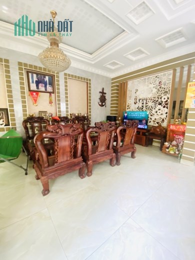 Nhà bán Quận Tân Phú dưới 6.x tỷ mới, CN 68.4m2, 3 tầng