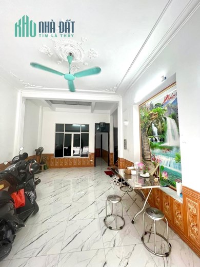 Lò Đúc Nguyễn Cao, 58m x 4 tầng, 9.3 tỷ, đường ô tô tránh, kinh doanh