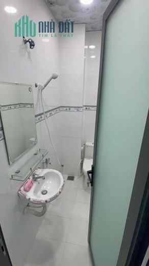 Bán nhà đẹp,3 tầng ,Lê văn lương phường Tân Hưng Quận 7-1 xẹt/ Nhà 1 trệt 2 Lầu, 4PN, 3WC