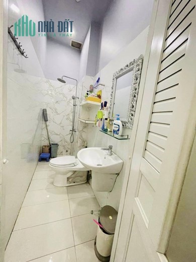 Bán nhà đẹp,3 tầng ,Lê văn lương phường Tân Hưng Quận 7-1 xẹt/ Nhà 1 trệt 2 Lầu, 4PN, 3WC