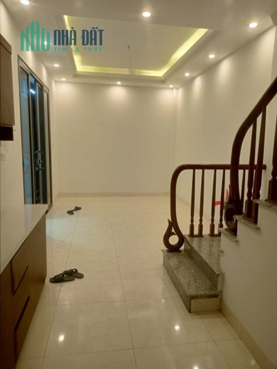 Bán gấp nhà Cầu Am, Hà Đông, Ô TÔ, KINH DOANH, 42m2x4T chỉ 3 tỷ xíu.