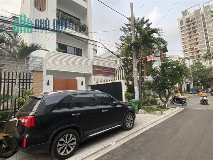 Bán hẻm xe hơi 8m, 2MT Đặng Văn Bi Bình Thọ, 6,5x13m, 4 tầng, mới đẹp ở ngay giá 7.5 tỷ