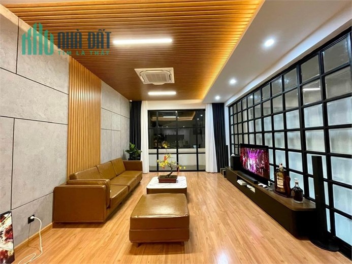Bán hẻm xe hơi 8m, 2MT Đặng Văn Bi Bình Thọ, 6,5x13m, 4 tầng, mới đẹp ở ngay giá 7.5 tỷ
