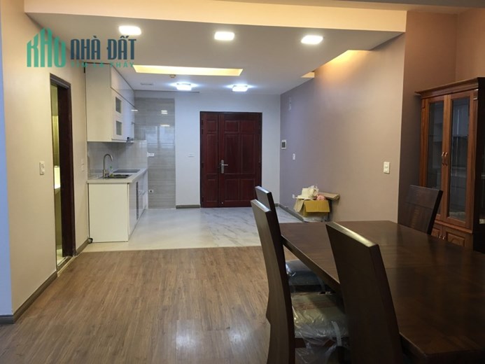 Chung Cư 142m 3PN 2 WC. Hapulico Complex số 1 Nguyễn Huy Tưởng. Chủ Cần Bán Gấp