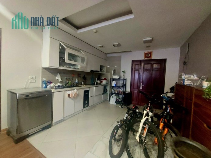 Chung Cư 142m 3PN 2 WC. Hapulico Complex số 1 Nguyễn Huy Tưởng. Chủ Cần Bán Gấp