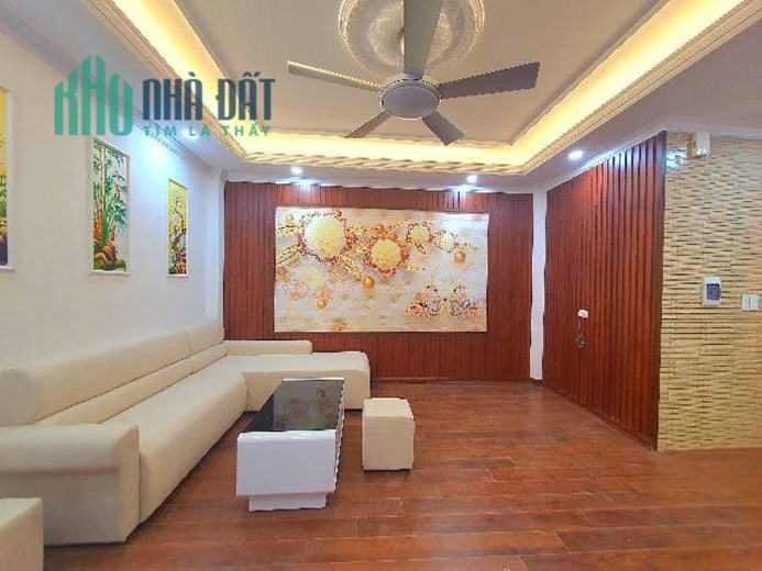 HÀ ĐÔNG,đẹp không tỳ vết-10 M Ô TÔ TRÁNH.