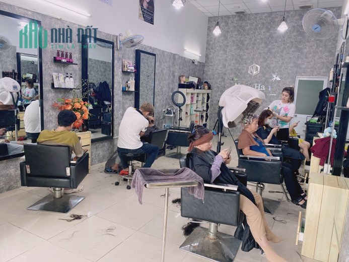 SANG TIỆM TÓC +NAIL MẶT TIỀN – số 1274 Lê Văn Lương, Xã Phước Kiển, Huyện Nhà Bè