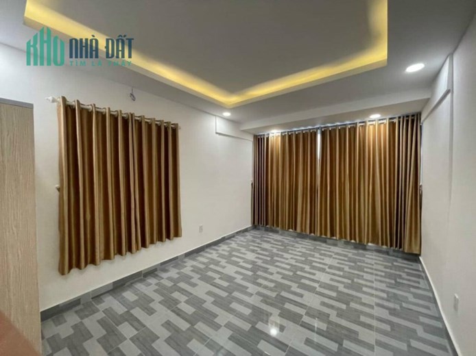 GHỦ GẤP BÁN NÊN GIẢM THÊM 200TR-CMT8- P15 QUẬN-10-DT GẦN 50M2 SD, 1 TRỆT 1 LẦU, CHÍNH CHỦ LÂU ĐỜI,