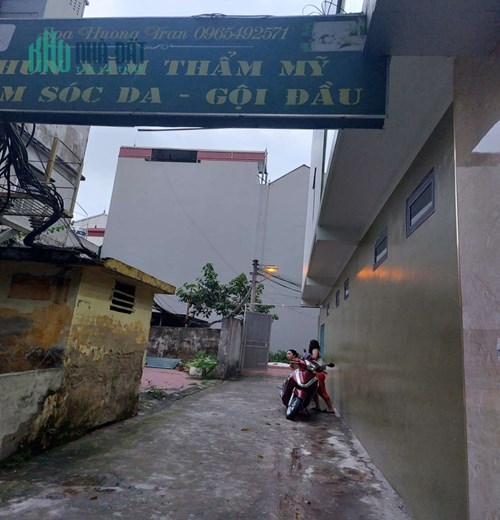 Rẻ, 2 tỷ 6 có đất Thạch Bàn 38m, ngõ rộng ô tô vào nhà thoải mái, thoáng sáng, gần phố.