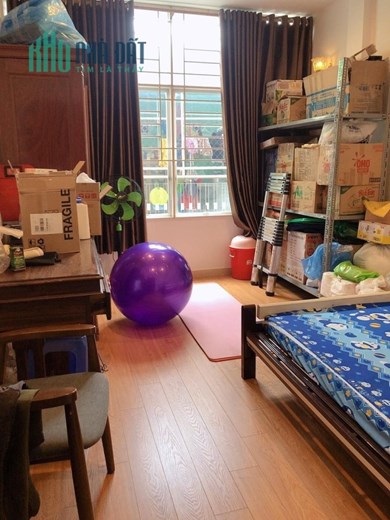 Gấp bán nhà đường 32 Nguyễn Duy Trinh, Q.2, 1 trệt + 3 lầu, 78m2, ngang 4m, 4PN, SHR. Chỉ 6.1 Tỷ