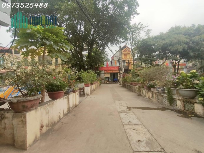 BÁN ĐẤT NGÕ 205 XUÂN ĐỈNH-LÔ GÓC-Ô TÔ 7 CHỖ VÀO NHÀ-127M2-CHỈ 12 TỶ