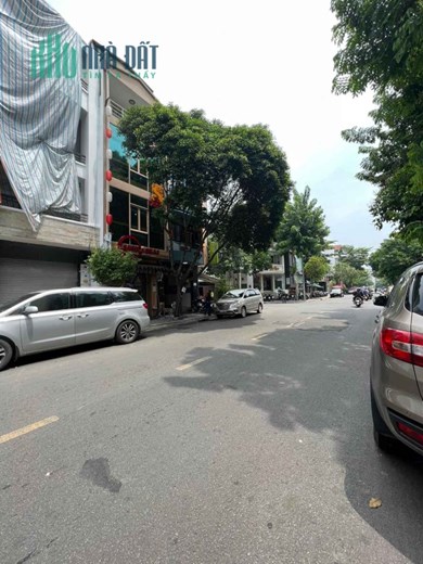 Bán MẶT TIỀN KD đường Khuông Việt,P.Phú Trung, Q.Tân Phú,DT 11mx24m,Kết cấu Trệt, 1 lầu,Giá 23 tỷ