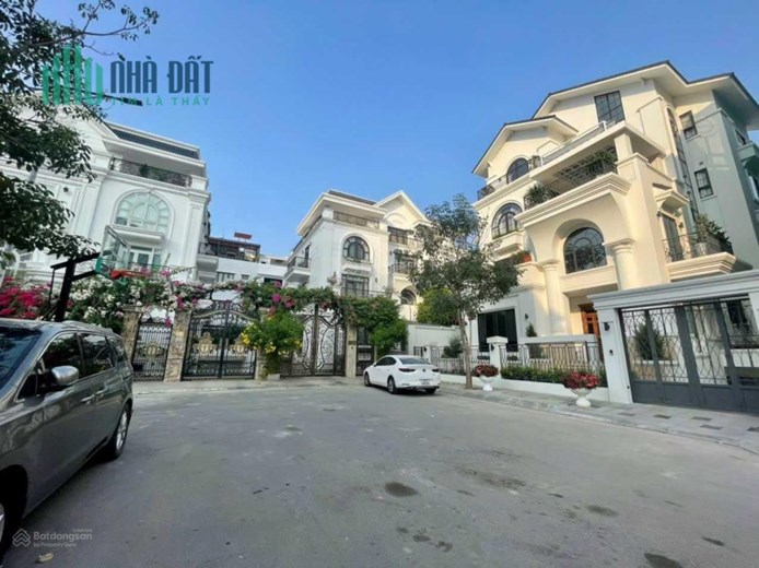 Bán nền 2 MT dự án Saigon Mystery Villas.View trực diện sông,đảo Kim Cương.