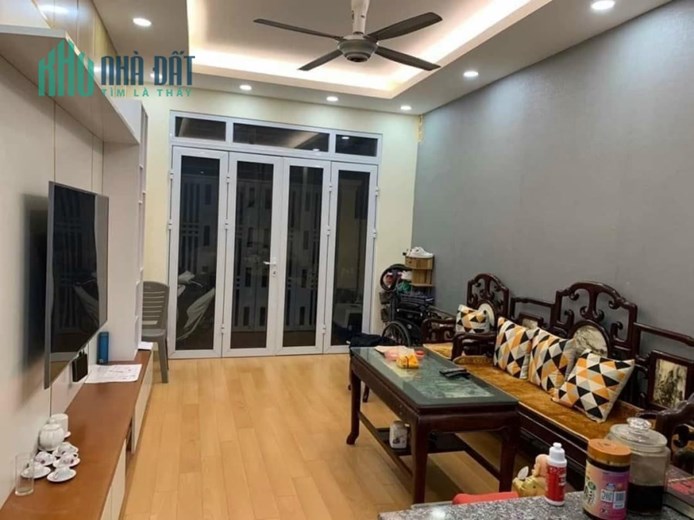 Bán nhà riêng Cầu Giấy 5 tầng,mua bán nhà riêng Dịch Vọng Hậu Cầu Giấy Hà Nội giá rẻ 6,4 tỷ(TL)