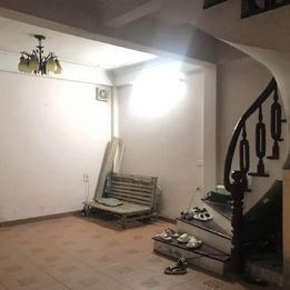 Cần bán gấp nhà Hoàng Hoa Thám ngõ thông Đội Cấn, Ngọc Hà