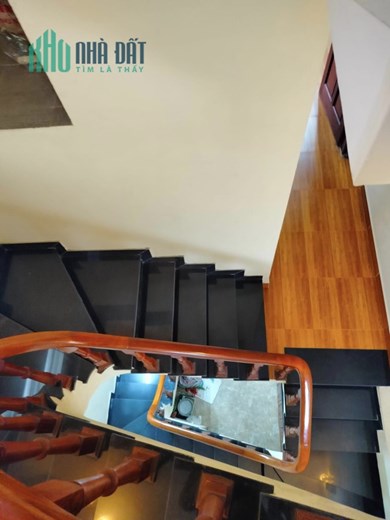 Mặt ngõ 136 Cầu Diễn, Bắc Từ Liêm, ô tô tránh, kinh doanh, 36m2, chào 4.2 tỷ