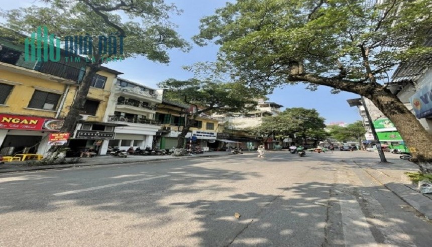 Cần bán nhà 13 tỷ MT: 5m - Mặt phố Nguyễn Trường Tộ, 35mx5T, SĐCC