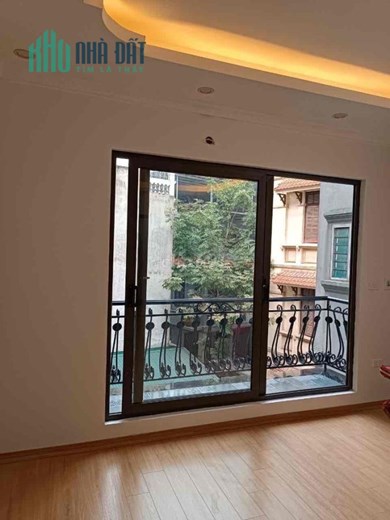 BÁN NHÀ MỚI 6 TẦNG - THANG MÁY - GIÁ RẺ - TIỆN ÍCH - LH 0392569368