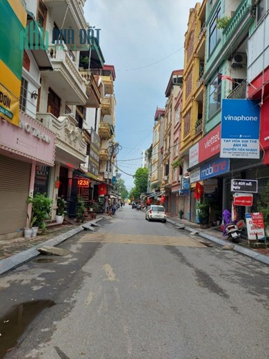 CHO THUÊ NHÀ NGUYÊN CĂN QUANG TRUNG HÀ ĐÔNG + Ô TÔ ĐỖ - 40M 4 TẦNG 4NGỦ - FULL ĐỒ