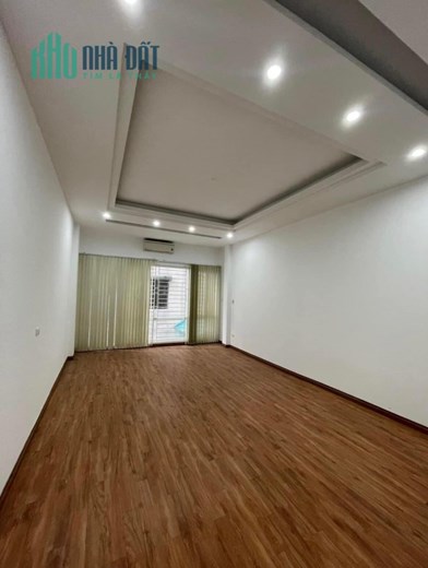 Bán nhà Hoàng Hoa Thám 48m2x5T- nhỉnh 5tỷ- NHÀ ĐẸP- THÔNG SÀN