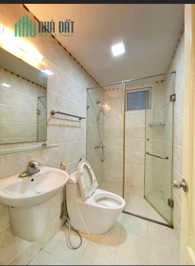 Bán nhà Hoàng Hoa Thám 48m2x5T- nhỉnh 5tỷ- NHÀ ĐẸP- THÔNG SÀN