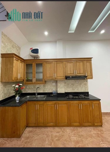 Bán nhà Hoàng Hoa Thám 48m2x5T- nhỉnh 5tỷ- NHÀ ĐẸP- THÔNG SÀN