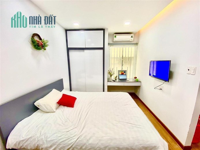 Cho thuê CHDV Nguyễn Cửu Vân Full nội thất