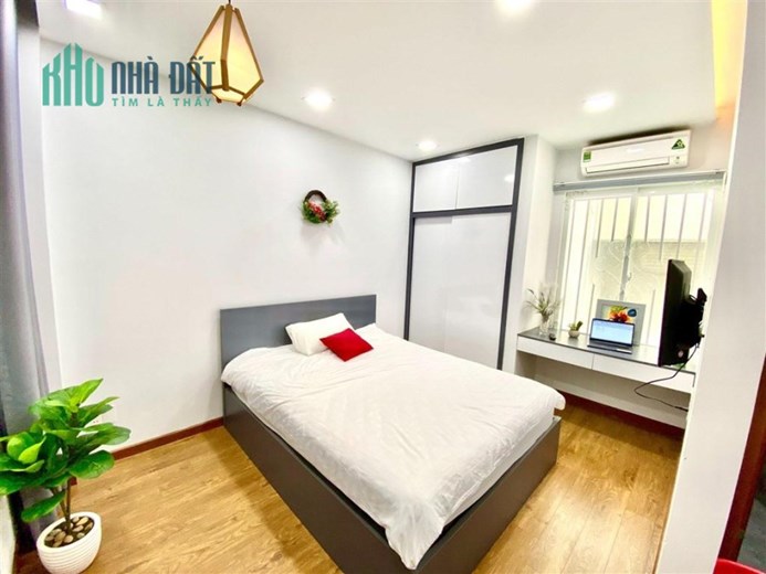 Cho thuê CHDV Nguyễn Cửu Vân Full nội thất