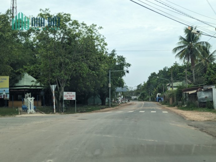 Đất vườn gần 3 sào gần nhựa - sổ riêng trọn sổ chỉ hơn 1 tỷ