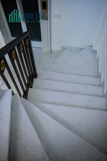 Bán nhà Trần Hưng Đạo Hoàn Kiếm 40m 6T thang máy 11.5 tỷ nhà mới cách mặt phố 15m