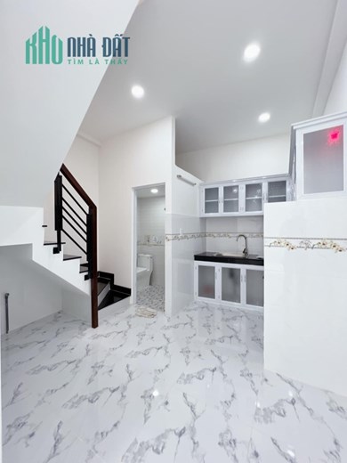 Bán nhà mới siêu đẹp Nguyễn Khoái, 3 x 9, giá chỉ 3,15 tỷ