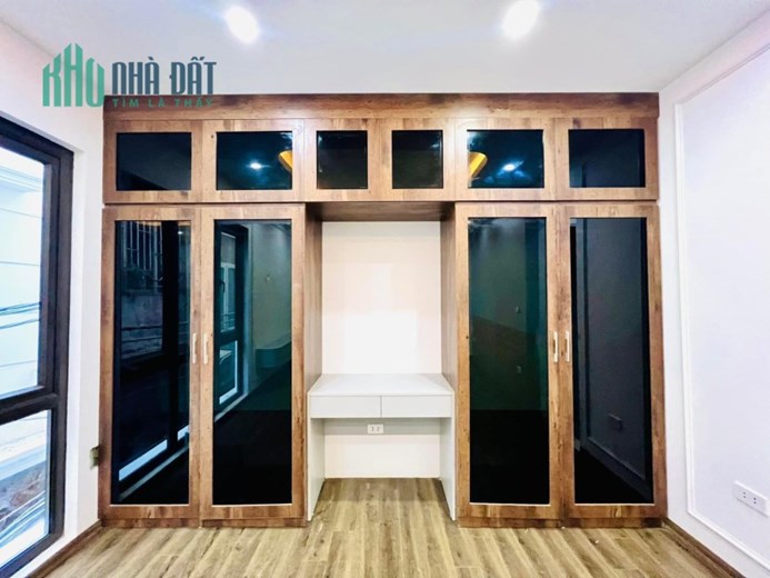 7 TẦNG THANG MÁY - MỚI ĐẸP - LÔ GÓC - FUII NỘI THẤT -  12 PHÒNG KHÉP KÍN - GẦN PHỐ - DÒNG TIỀN