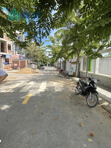 CẦN TIỀN - Hạ GIÁ LÔ ĐẤT tại ĐƯỜNG SỐ 12 - TRƯỜNG THỌ - KHU PHÂN LÔ ĐƯỜNG 7M + VỈA HÈ