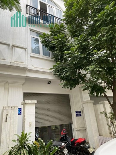 Cho thuê nhà liền kề, DT 57m2, xây 3,5 tầng tại Cầu Bươu, Tân Triều, Thanh Trì