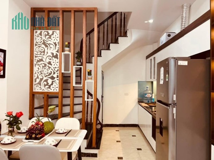 Bán nhà Hồng Mai, tiện ích ngập tràn, DT 34m2, giá 3 tỷ 5.
