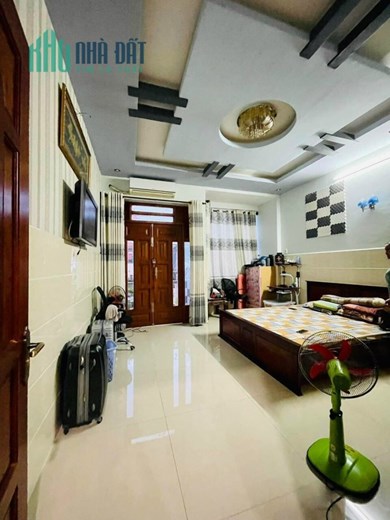 Nhà Siêu Sang 5Lầu (DT:4.05x15.1m )Hẻm 4m Gần MT-Phường13 Quận10
