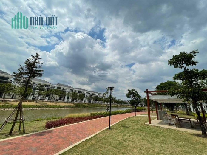 Bán căn góc biệt thự view sông 15x20m Grand Villas Aqua City giá rẻ nhất thị trường.