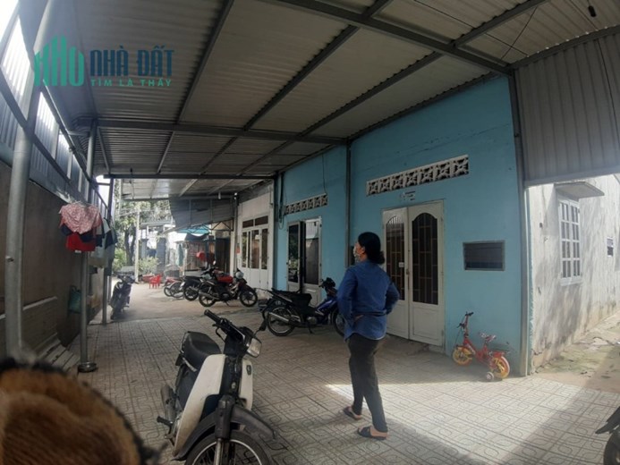 Mua Đất tặng nhà- Quốc Lộ 1A, TTHH, Q.12- 200m2- Chỉ 5.3 tỷ- Không QH,LG