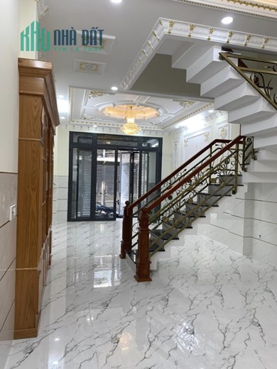 LÊ VĂN QUỚI 4 TẦNG 61M2 GIẾNG TRỜI SAU ĐÓN GIÓ - 3 BƯỚC RA MẶT TIỀN -  NGAY NGÃ TƯ BỐN XÃ