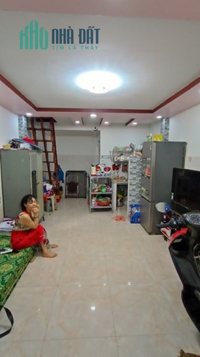 Nhà bán hxh Đường Số 18E Bình Hưng Hòa A Bình Tân 2.1 tỷ