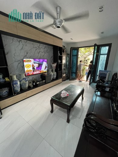 Nhà đẹp lung linh Phú Đô - Ở VIP - tặng full nội thất - OTO gần 33m2 5T 4,1 tỷ