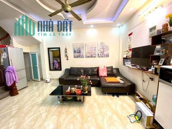 Bán gấp nhà Hồ Tùng Mậu, 33m2 x 5T - OTO gần - Ở NGAY nhỉnh 3 tỷ