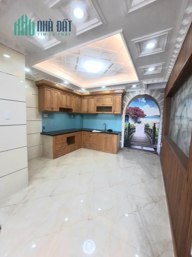 LÂU ĐÀI CỰC ĐẸP TỌA LẠC TRÊN CON ĐƯỜNG SẦM UẤT BẬC NHẤT KHU GÒ MÂY - XE HƠI VÀO NHÀ - LIÊN KHU 4-5