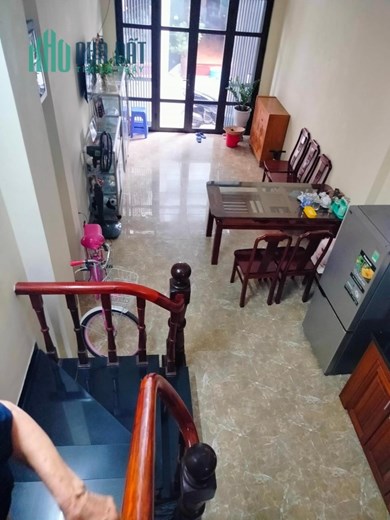 BÁN NHÀ NGÕ 136 CẦU DIỄN,Ô TÔ QUA NHÀ,KINH DOANH,LÔ GÓC,34M2,4T,MT:3,3M