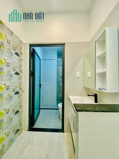 Bán nhà Hẻm xe hơi Hoà Hưng gần Cách Mạng Tháng 8, DT: 4.5x10m, 5 tầng, 5PN, 8.4 tỷ