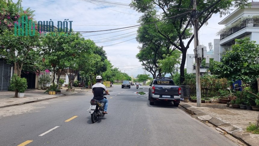 Nhà mê lửng đường 10m5 trần Nguyên Đán chỉ 3,7xx tỷ cực tốt