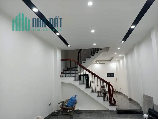 BÁN NHÀ PHỐ THANH AM 50M2 5 TẦNG PHÂN LÔ VỈA HÈ Ô TÔ TRÁNH NHỈNH 8 TỶ